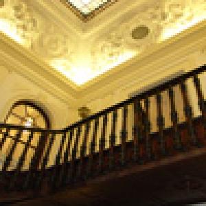 sede barquillo escaleras